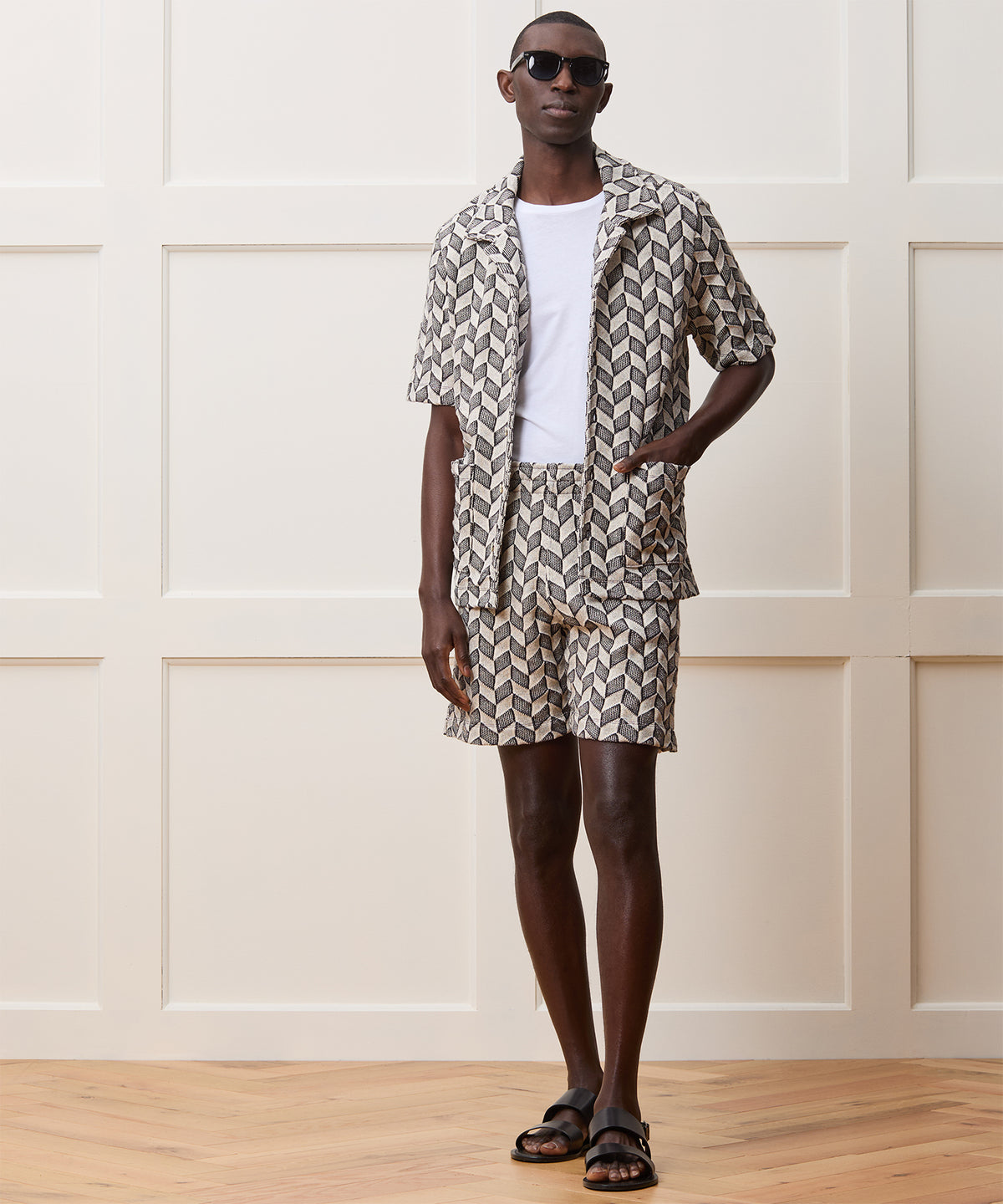 Relaxed Checkered Set
