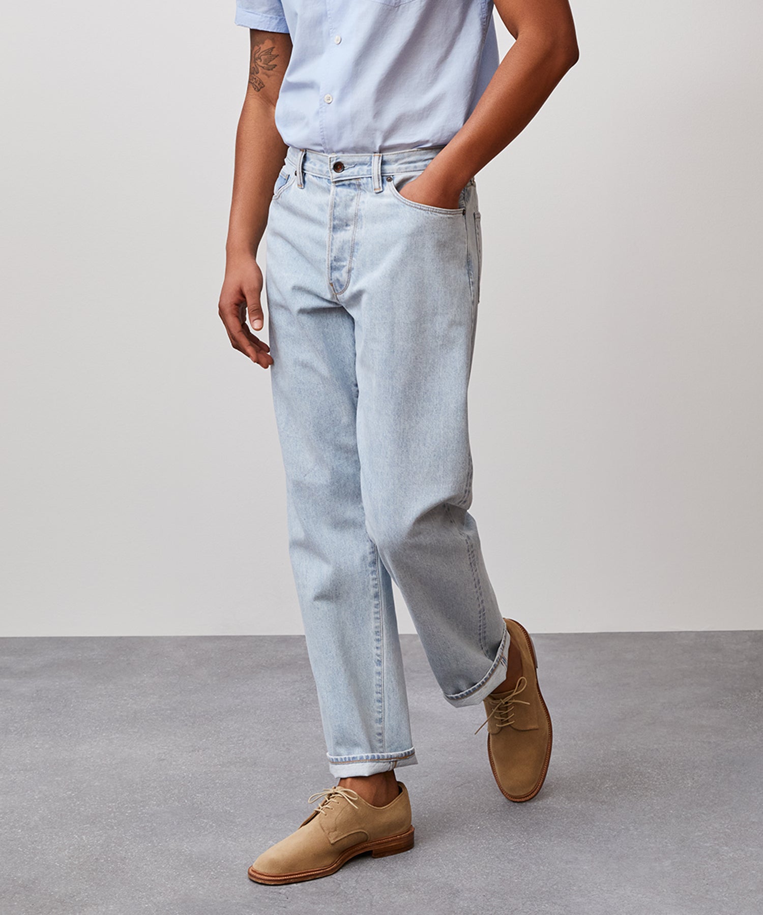 Bleached relaxed fit jeans · Indigo · Dressy
